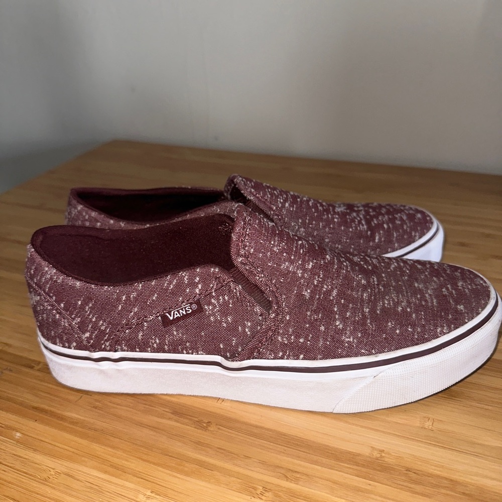 Maroon/white heathered classic slip on vans